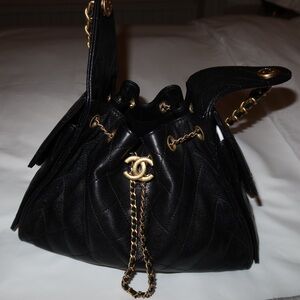 Chanel Black Leather Shoulder Bag with Gold Chain
